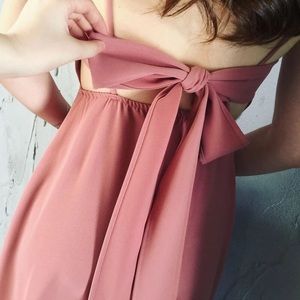 Dress - tied bowknot on the back